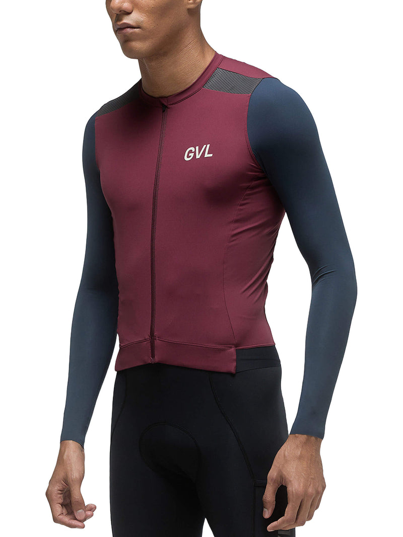 A side view of the same Givelo Modern Classic long sleeve jersey, focusing on the arm&