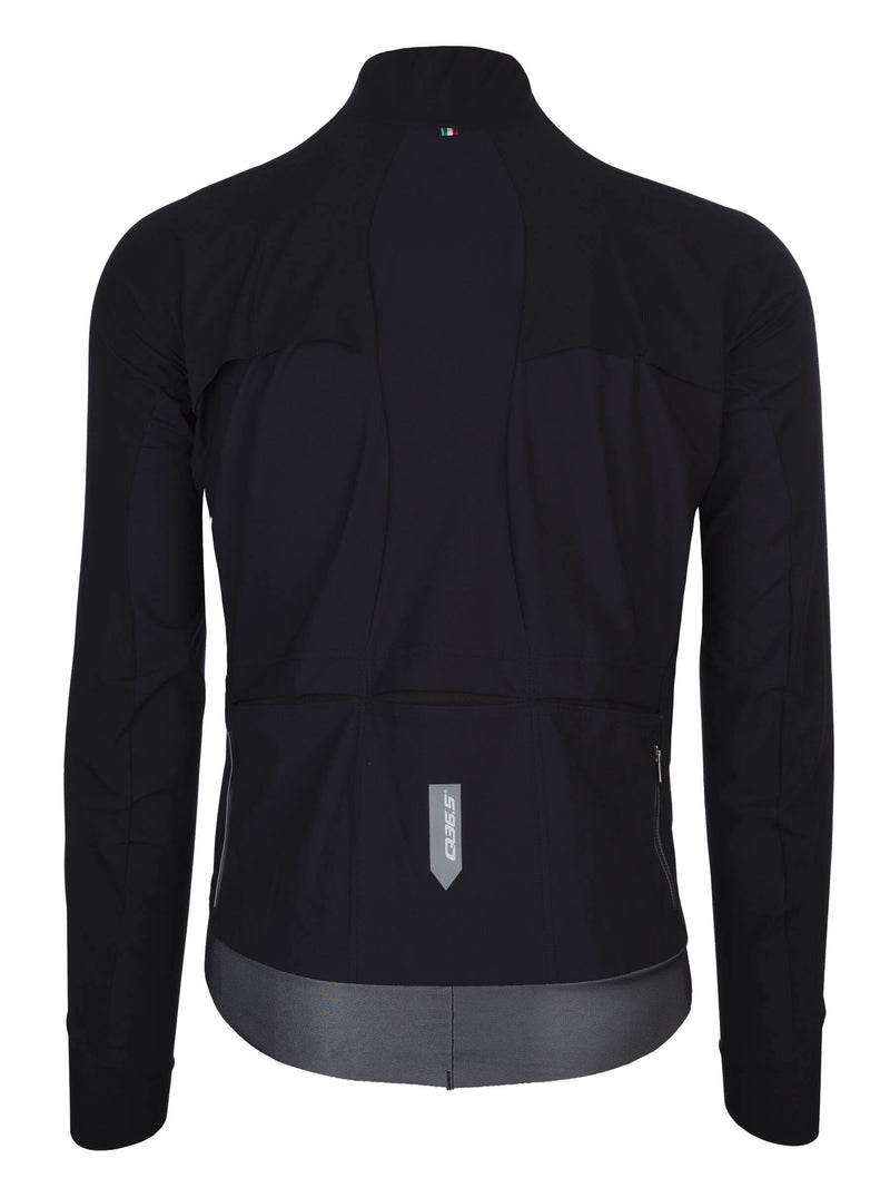 Back view of the black Q36.5 Bat Shell Long Sleeve Jersey, showing the ergonomic design, ventilation pockets, and a snug, tailored fit.