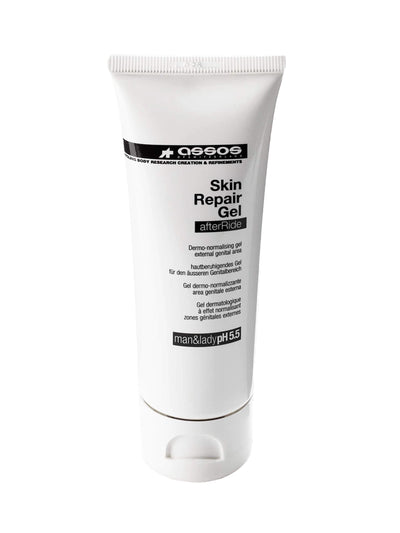 A tube of skin repair gel, designed for cyclists, on a white background. Soothes and repairs skin damage, suitable for sensitive skin.