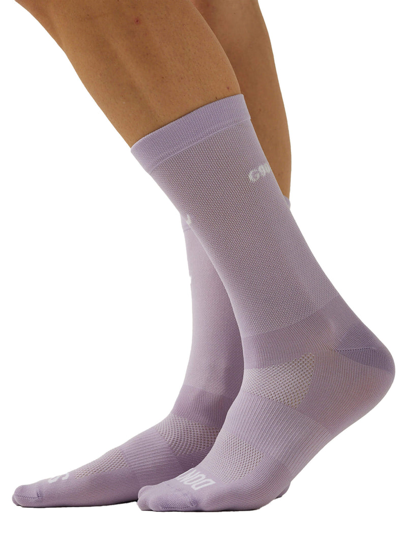 Image displaying the back view of light mauve Givelo G-Socks, highlighting the supportive arch band and the contoured design that aligns with the Achilles tendon for comfort.