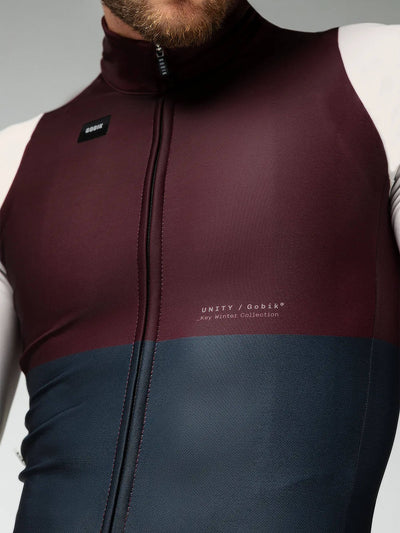 Close-up of GOBIK Hyder men's jersey collar in merlot, designed for warmth with technical fabric.