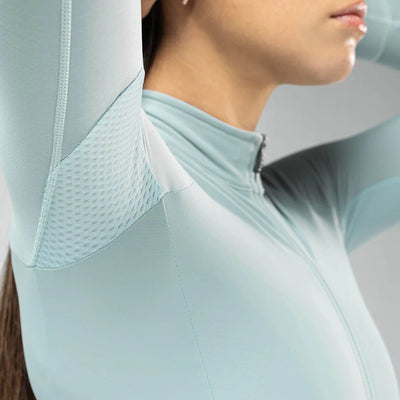 Close-up on the laser-cut cuffs and textured fabric of the GOBIK Pacer jersey ensuring a comfortable fit.